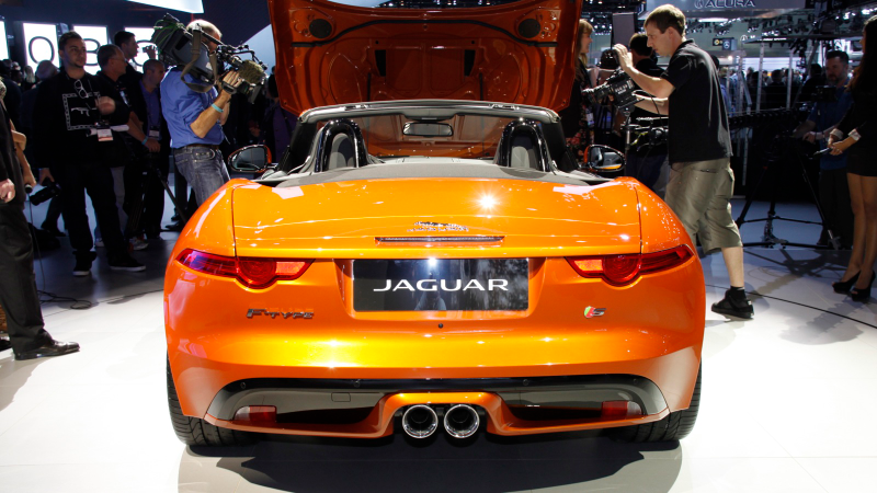 Illustration for article titled Jaguar F-Type: Pure Car Porn